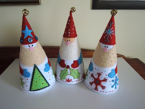 Sunburnt Quilts 2015 - Felt Santas