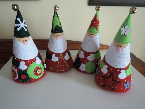 Sunburnt Quilts 2015 - Felt Santas