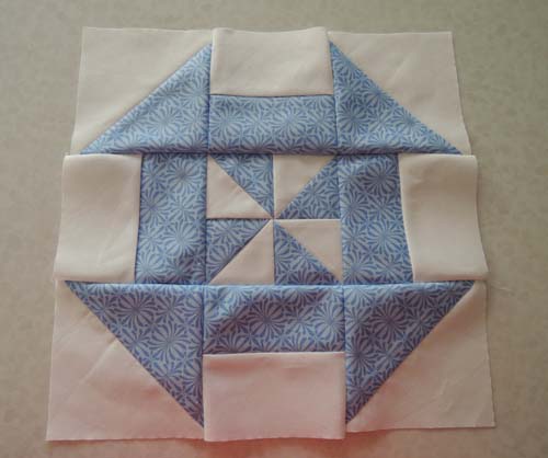 Sunburnt Quilts - Disp Pinwheel